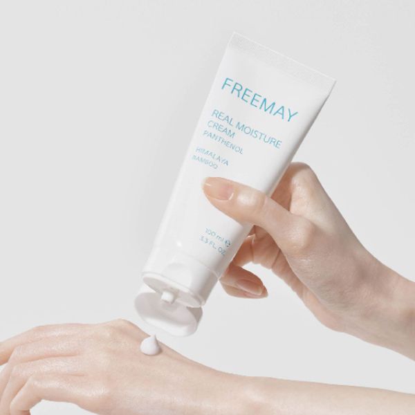 피부에 촉촉함을 더하는 진정 수분크림, 세트로 만나보세요!