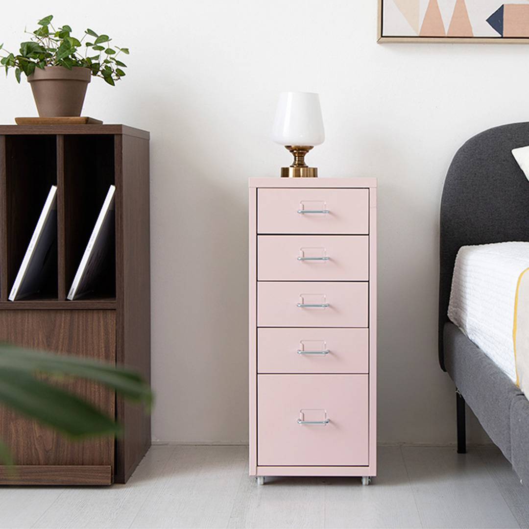 귀여운 핑크색 서랍장으로 집안을 더 아늑하게 만들어보세요!