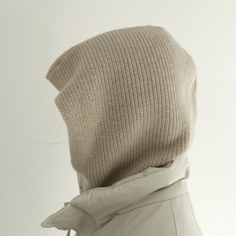 포근하고 따뜻하게, 겨울철 필수 아이템 캐시미어 니트 바라클라바 추천