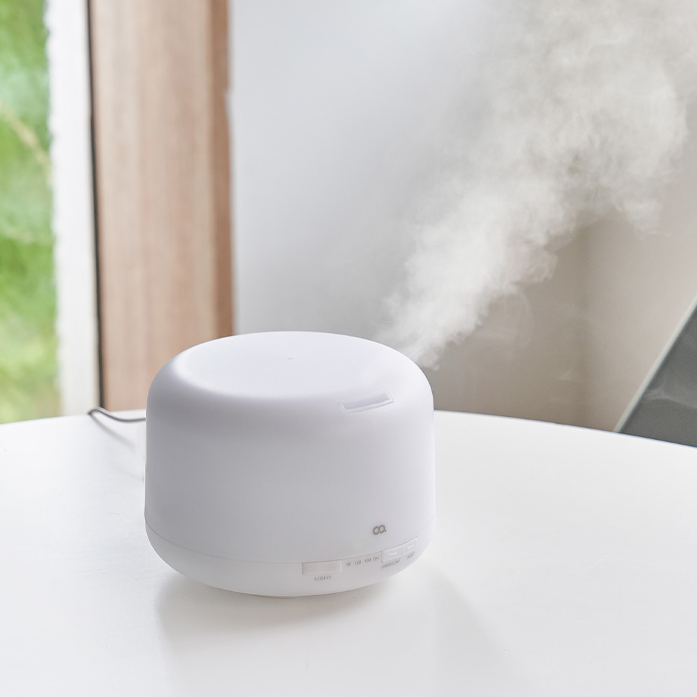 작고 귀여운 미니 가습기, 집이나 캠핑에서도 간편하게 사용해보세요!