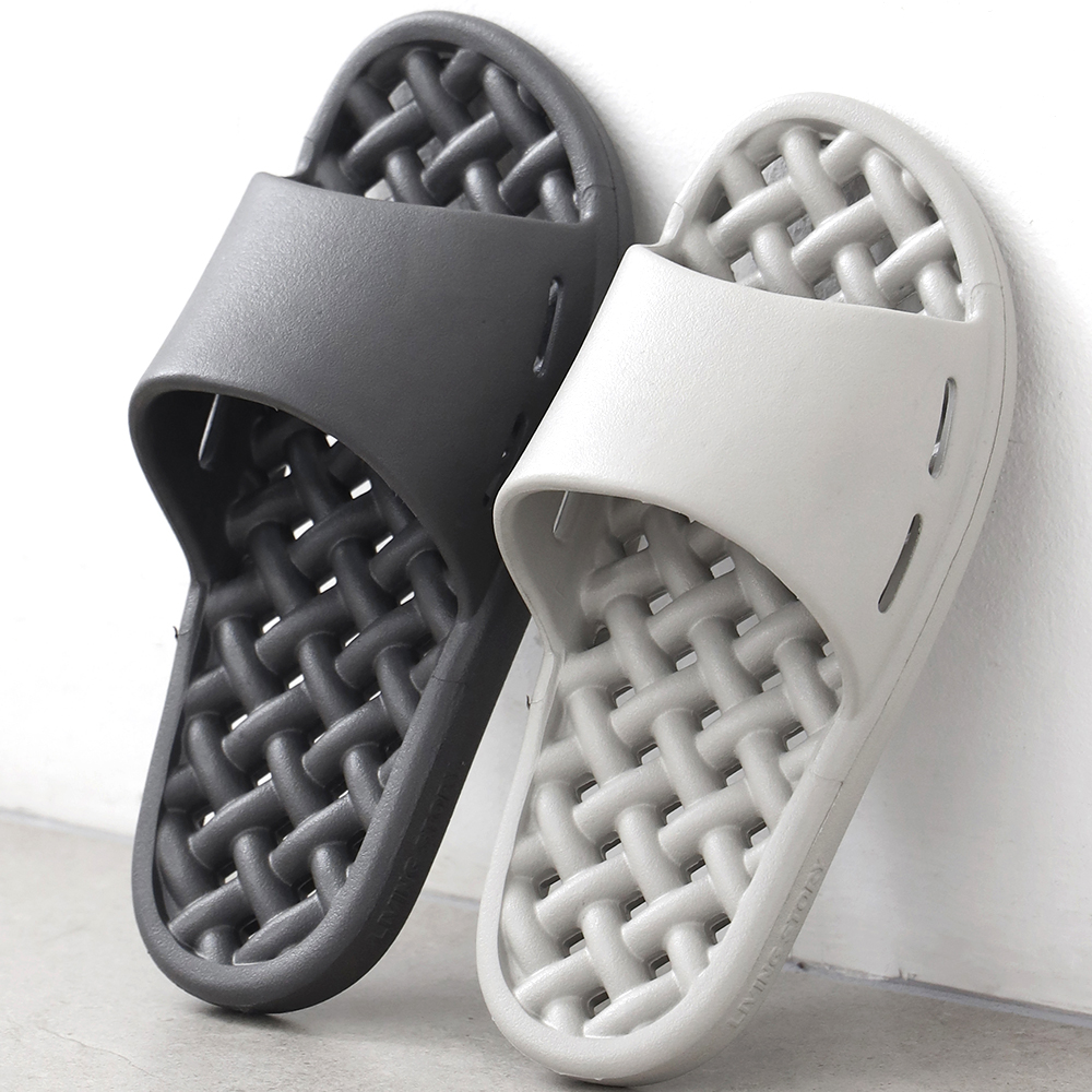 편하게 신고하는 국산 빅사이즈 욕실화, 미끄럼 걱정 끝!