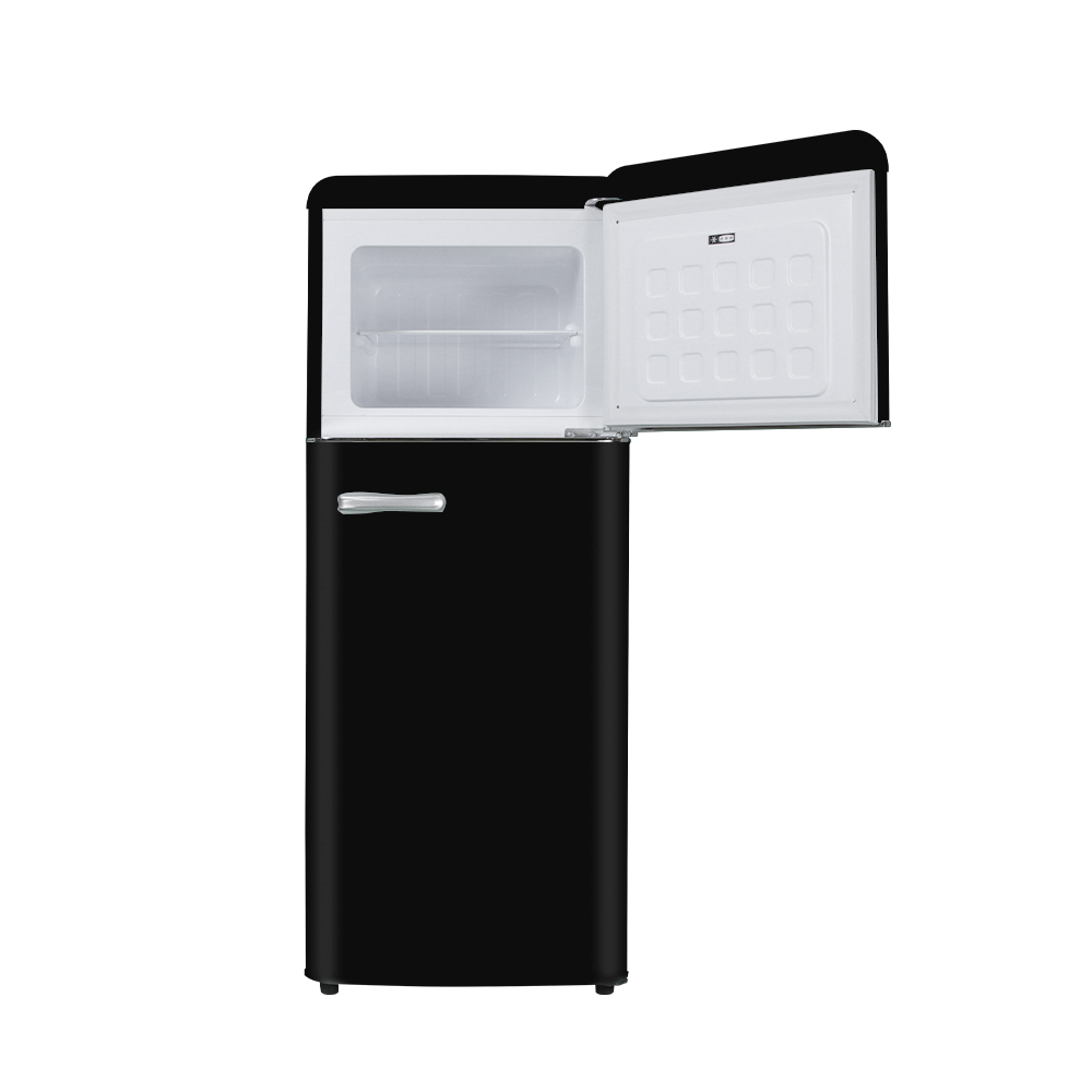 작고 귀여운 냉장고 하나로 공간을 더 깔끔하게! 쿠잉 레트로 미니 냉장고 소개