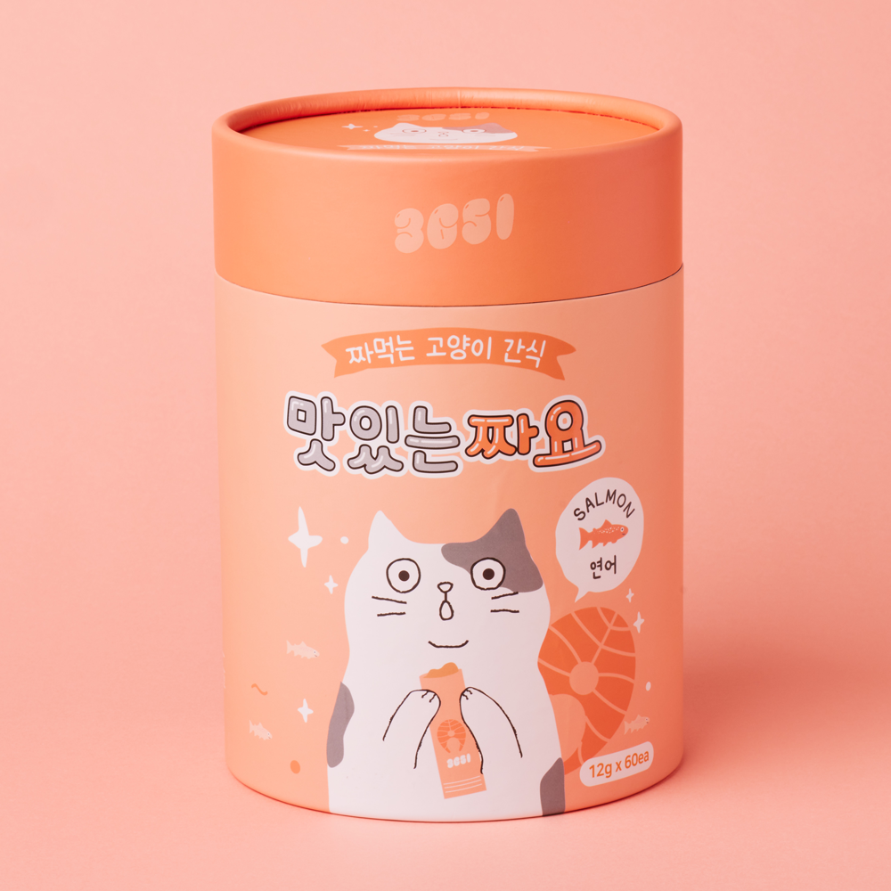 고양이 간식, 맛있게 짜먹는 대용량 캔으로 간편하게 챙기세요!