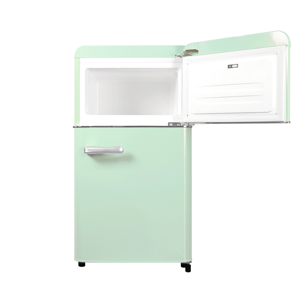 작고 귀여운 레트로 냉장고, 집이나 사무실에 딱 좋아요!