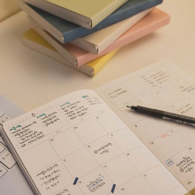 일상 속 소중한 감사와 업무 정리를 위한 만년 다이어리 추천