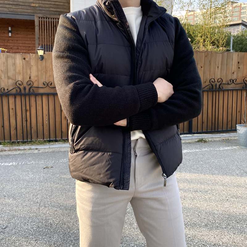 남성용 니트 패딩과 가벼운 경량 패딩, 어떤 걸 선택할까?