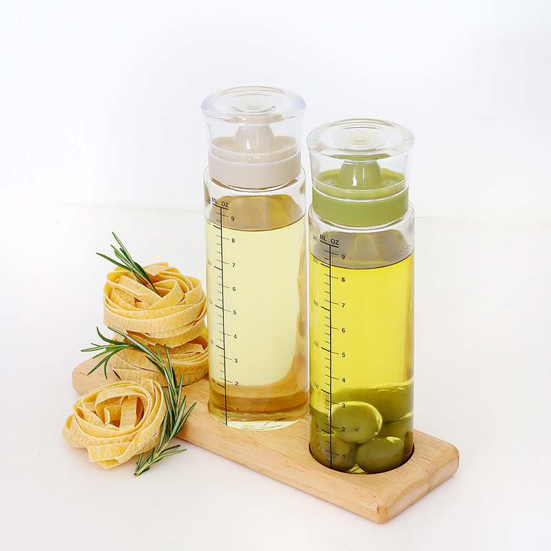 가볍고 깔끔하게! 밀폐 오일병과 조미료통 세트로 주방 정리 끝내기