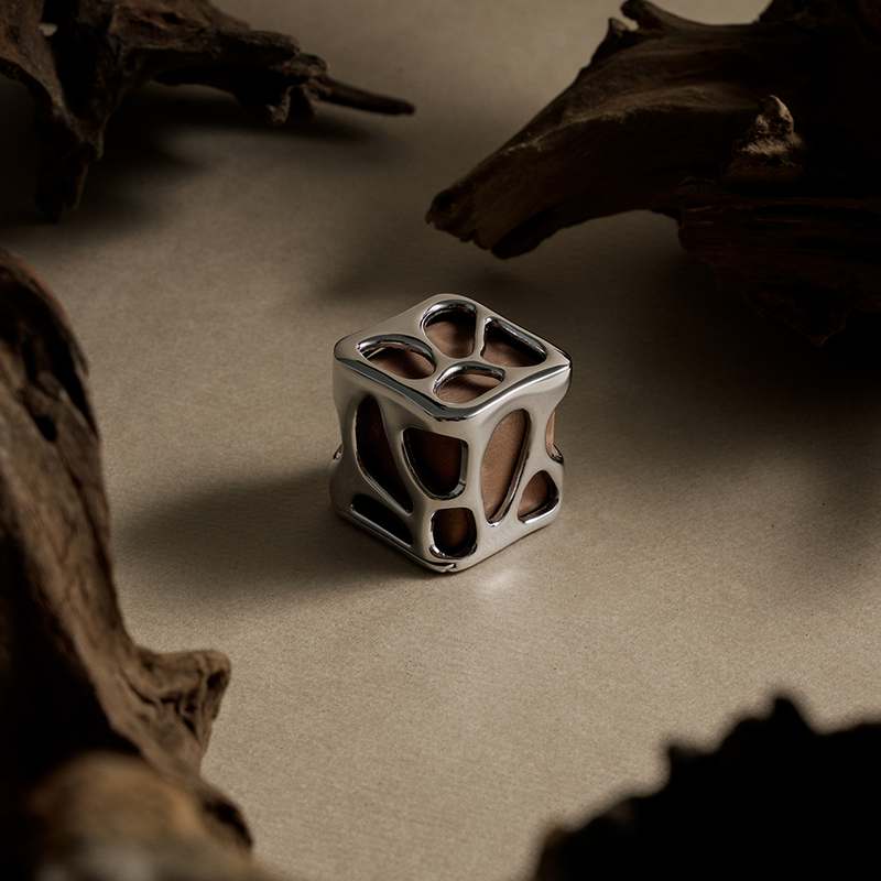 차량 내부를 특별하게 만들어주는 벤딕트 자동차 디퓨저 추천