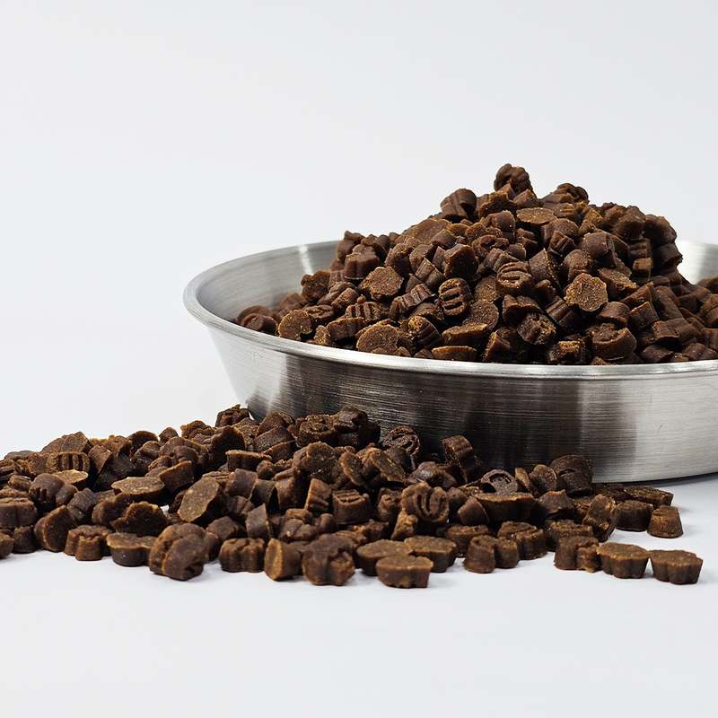 강아지 눈물과 알레르기 걱정 끝! 가수분해 사료로 건강 챙기기