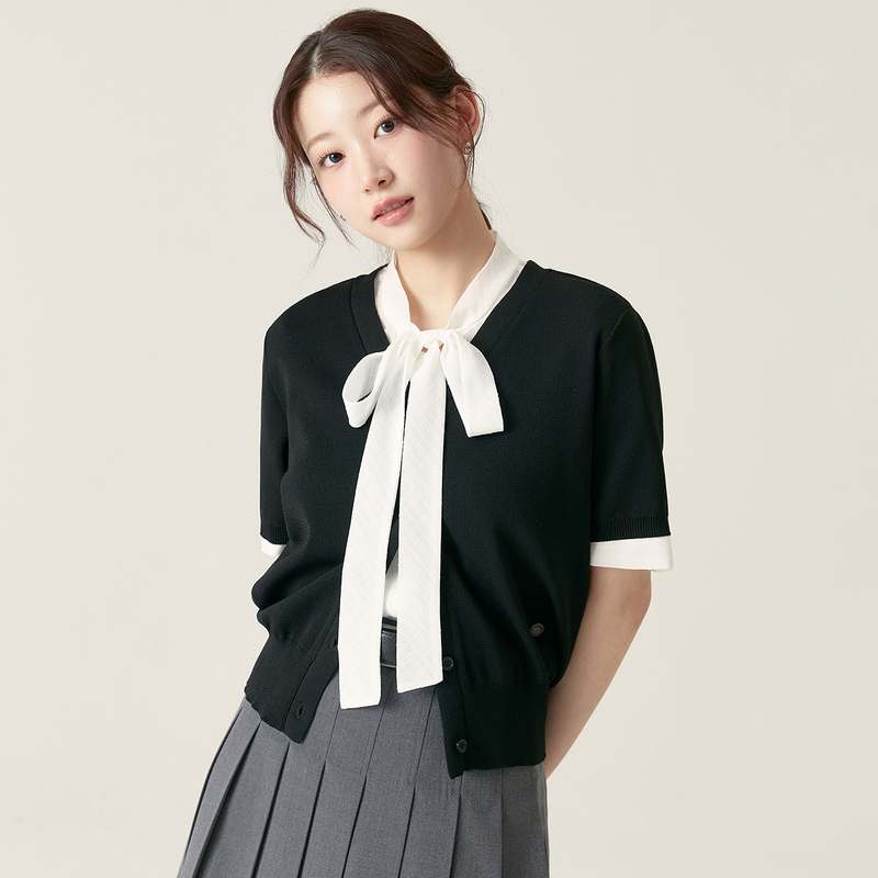 편하게 입기 좋은 반팔 가디건, 로엠 올데이 브이넥 스타일 추천!