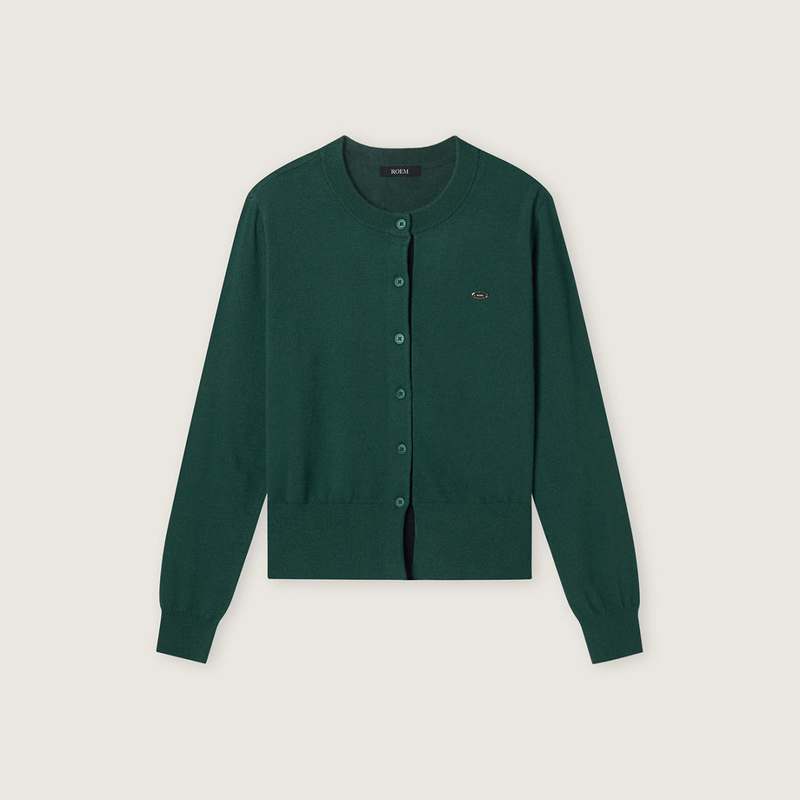 편안하게 입기 좋은 로엠의 데이 라운드넥 가디건 추천