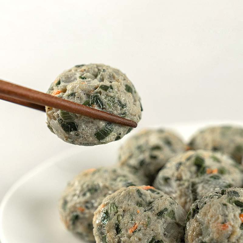 밀가루 없이 건강하게 즐기는 이베리코 굴림만두, 400g으로 맛보세요!