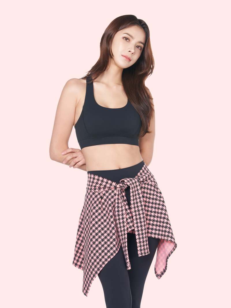 편안하게 입는 힙커버와 랩스커트, 스타일리시하게 연출하는 방법