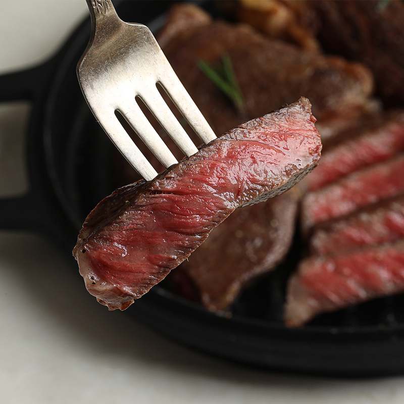 명절 선물로 딱 좋은 한우 등심 세트, 집에서 즐기기 좋은 스테이크용 고기