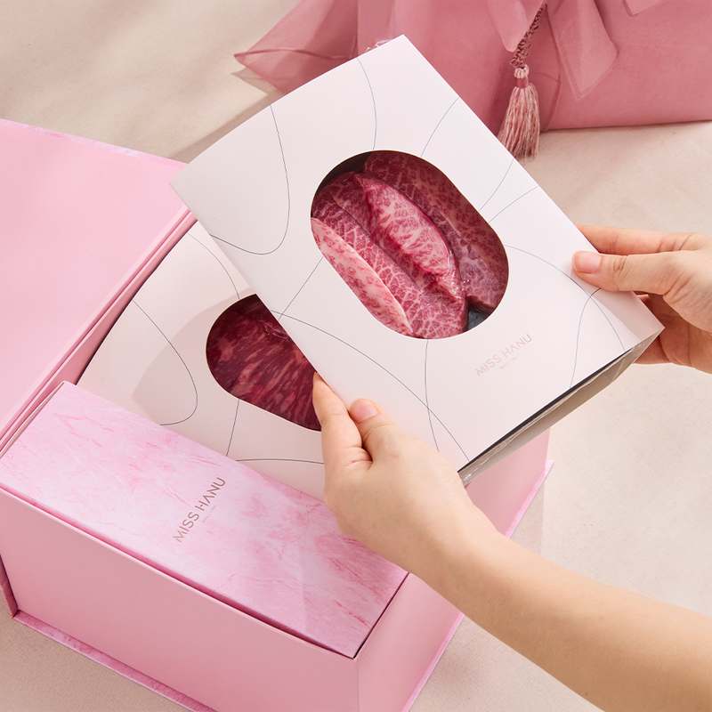 가족과 함께 즐기는 최고의 한우 선물세트, 지금 바로 만나보세요!