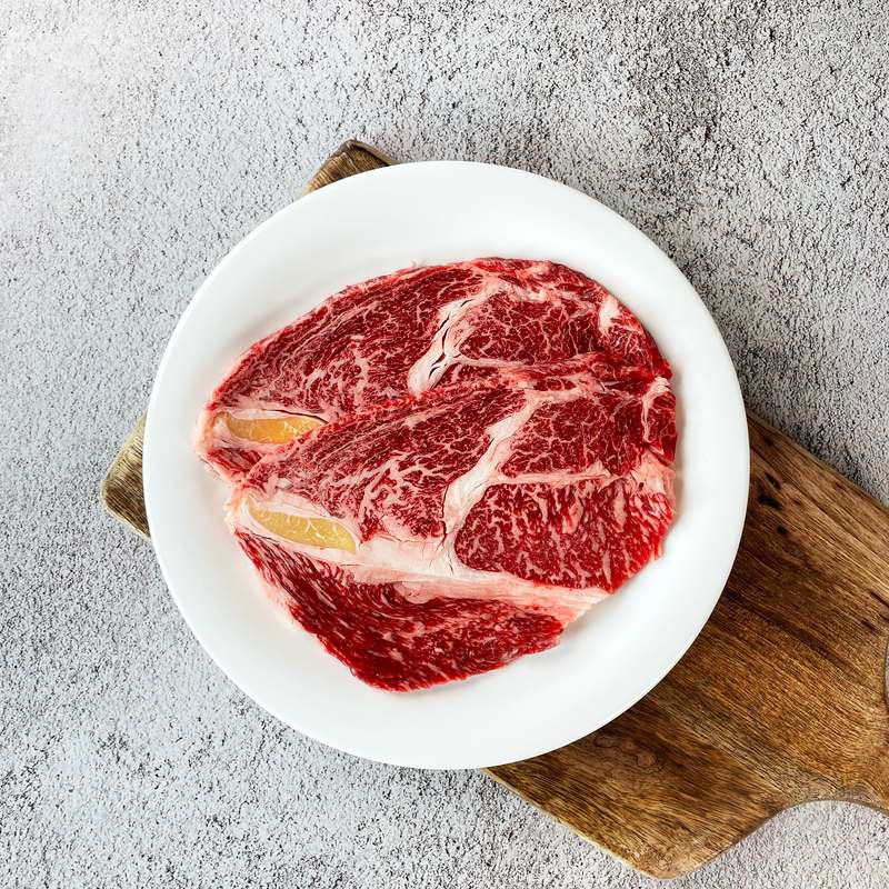 가족과 함께 즐기기 좋은 1등급 한우 선물세트, 맛과 품질 모두 챙기세요!