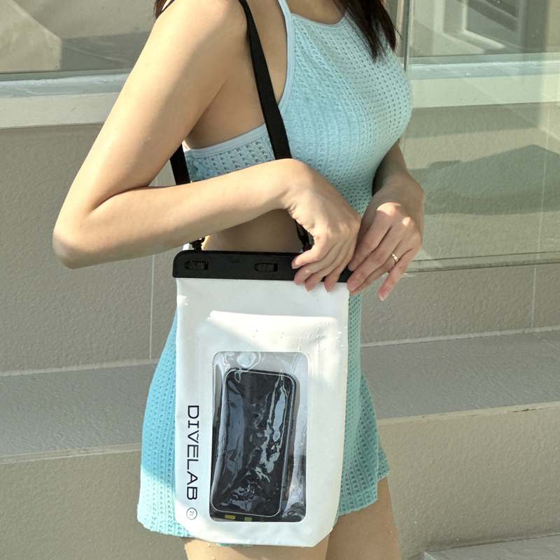 일상에서 유용한 스마트폰 방수팩, 다이브랩 3단 잠금 크로스백 추천!