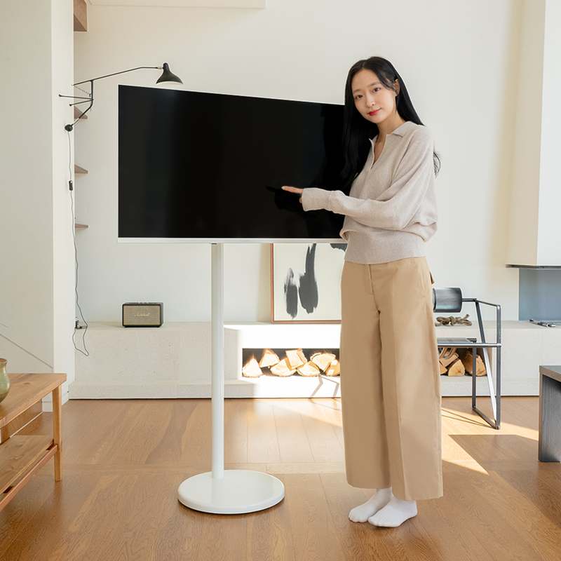 가정이나 사무실에서 딱! 이동이 편한 32인치 스마트 TV 추천