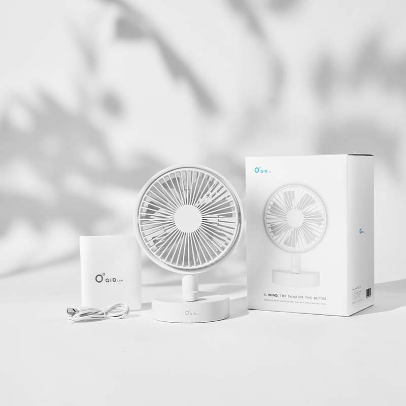 책상 위에서 시원함을 더하는 작은 선풍기 추천!