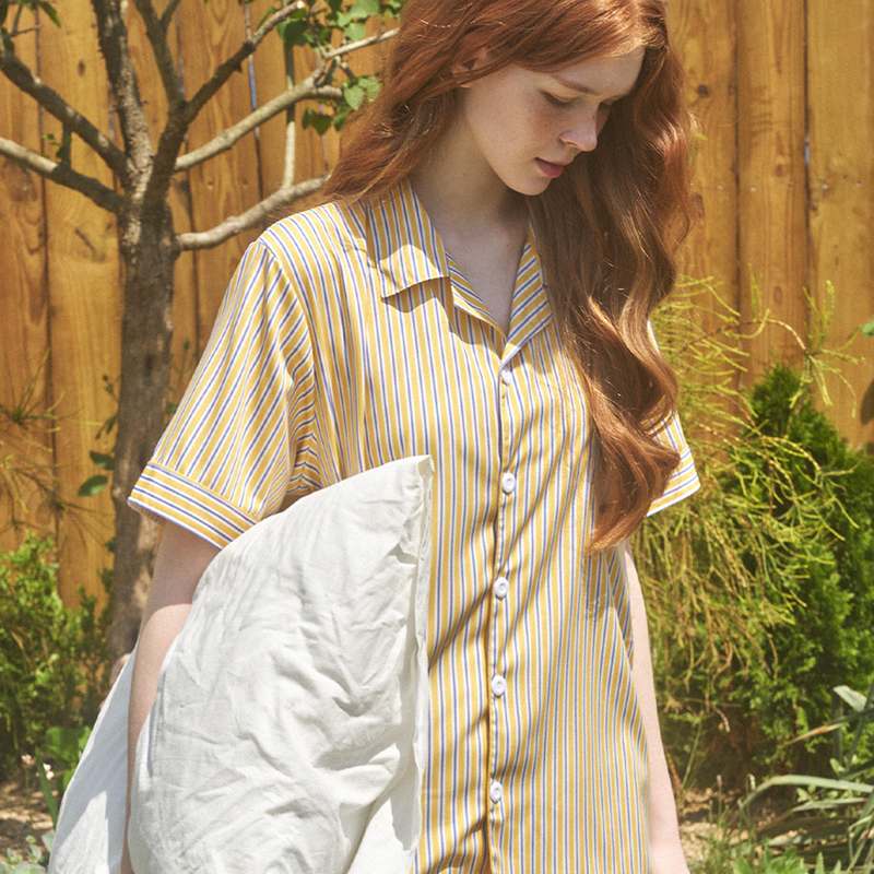 편안한 여름밤을 위한 실크핏 반팔 카라 세트, 커플 잠옷 추천!