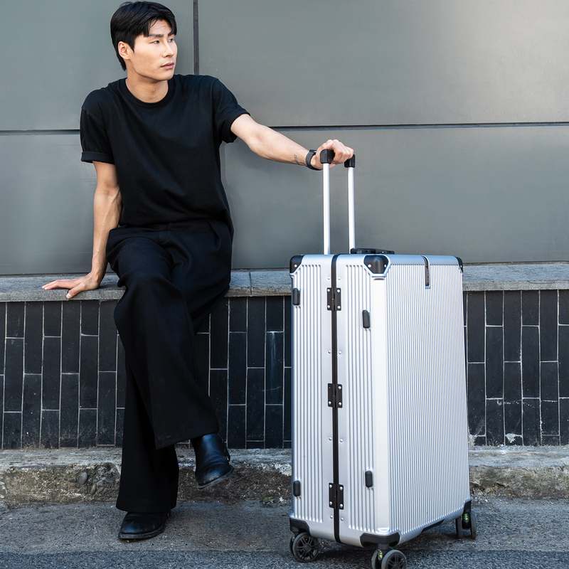 가볍고 넉넉한 여행 가방, 이제는 선택이 아닌 필수!