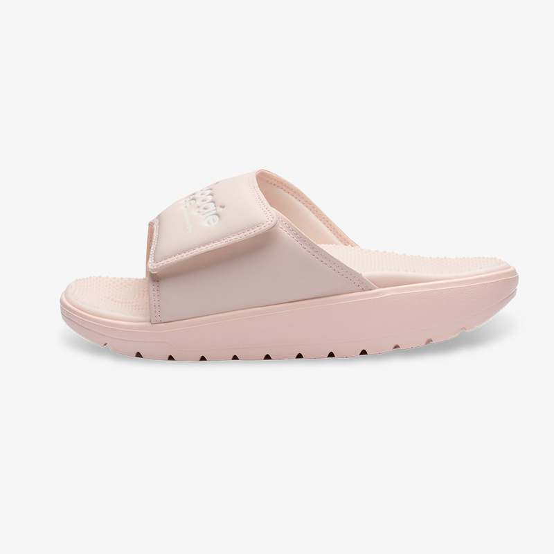 편하게 신을 수 있는 프리미엄 지압 슬리퍼, 한번 경험해보세요!