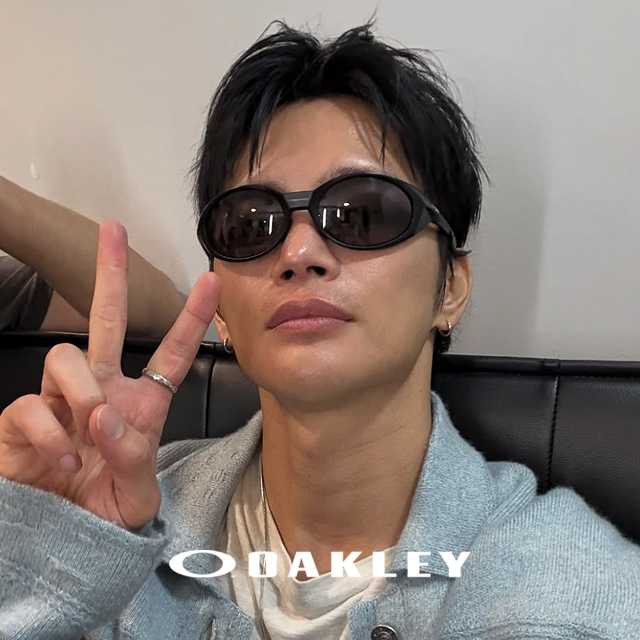 편하게 착용하는 오클리 선글라스, 아이자켓 리덕스 9438 소개