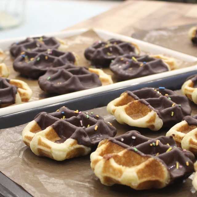 아이들이 좋아하는 달콤한 벨기에 와플, 간편하게 즐기세요!