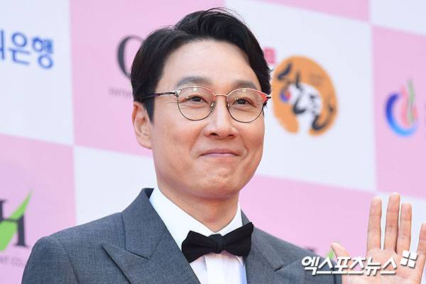 [셀럽소식] 이휘재, ‘불후의 명곡’ 출연으로 복귀 신호! 캐나다 거주 후 오랜만에 무대 선