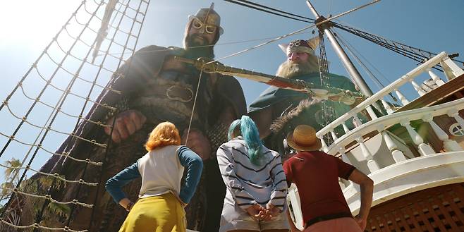 [셀럽소식] 넷플릭스 ‘원피스: 그랜드 라인으로’ 시즌 2, 글로벌 흥행과 원작 충실도 호평