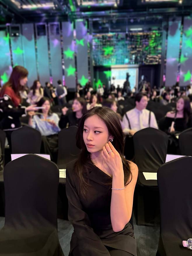 [셀럽소식] 지연, 3주 만에 근황 공개하며 변치 않는 미모 과시