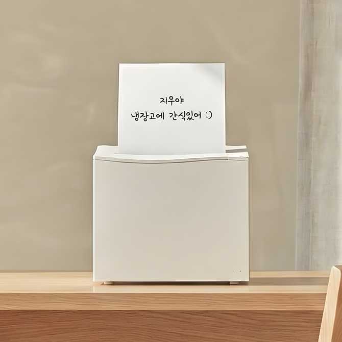쉽고 간편하게 메모를 남기고 싶을 때 딱인 프린터와 스티커 세트