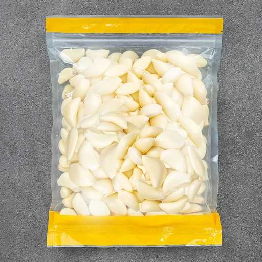 이제 집에서도 쉽게 맛내기! 국내산 깐마늘로 건강한 요리 시작해보세요 1