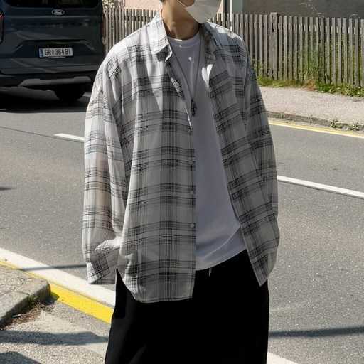 여름철 남성 셔츠, 시원함과 스타일을 동시에 잡는 방법